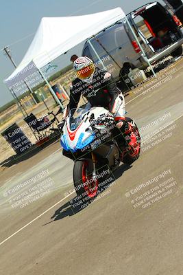 media/Sep-20-2025-TrackDaz (Sat) [[27f0cde673]]/Around the Pits/